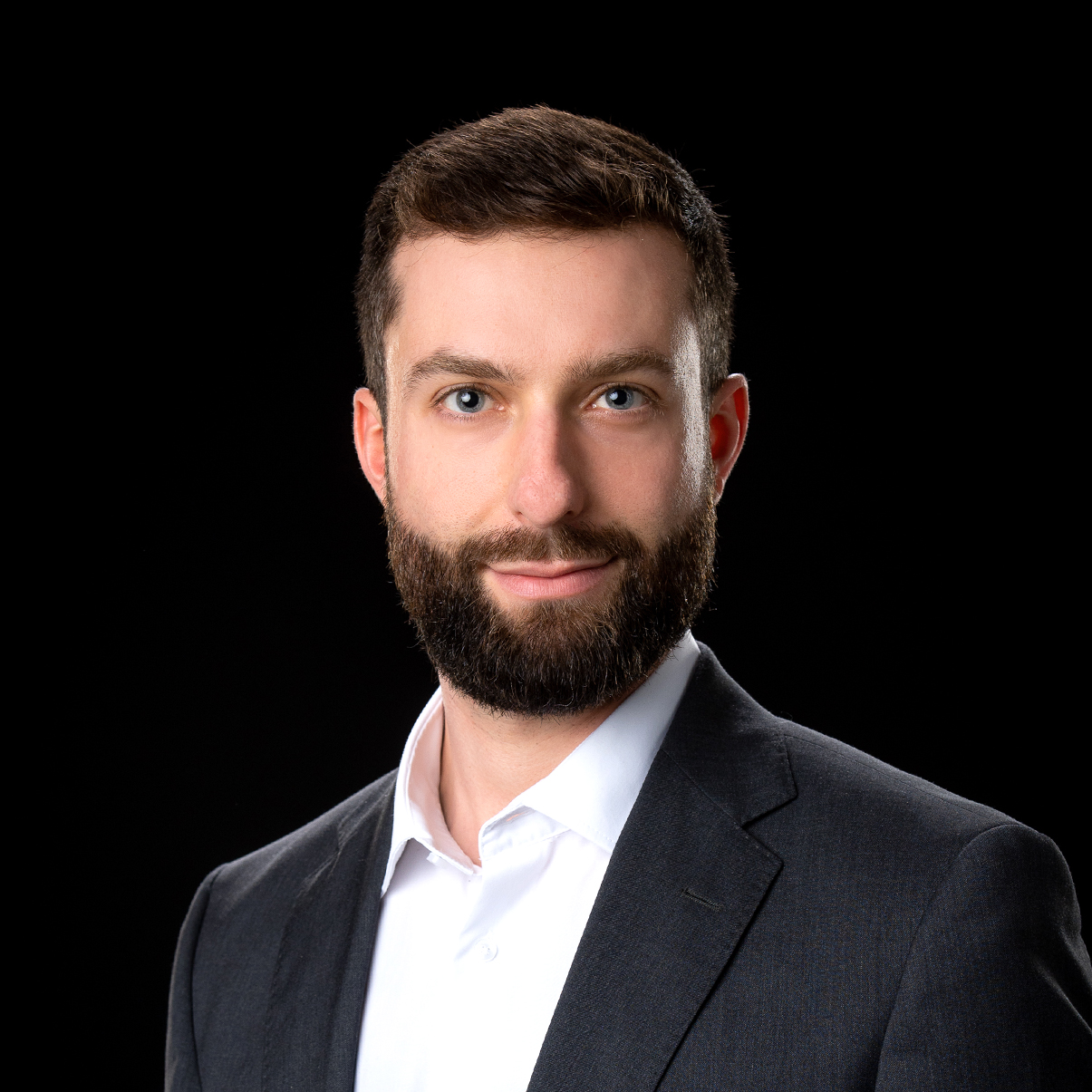 Porträt von Max Suter, Gründer von Traduo